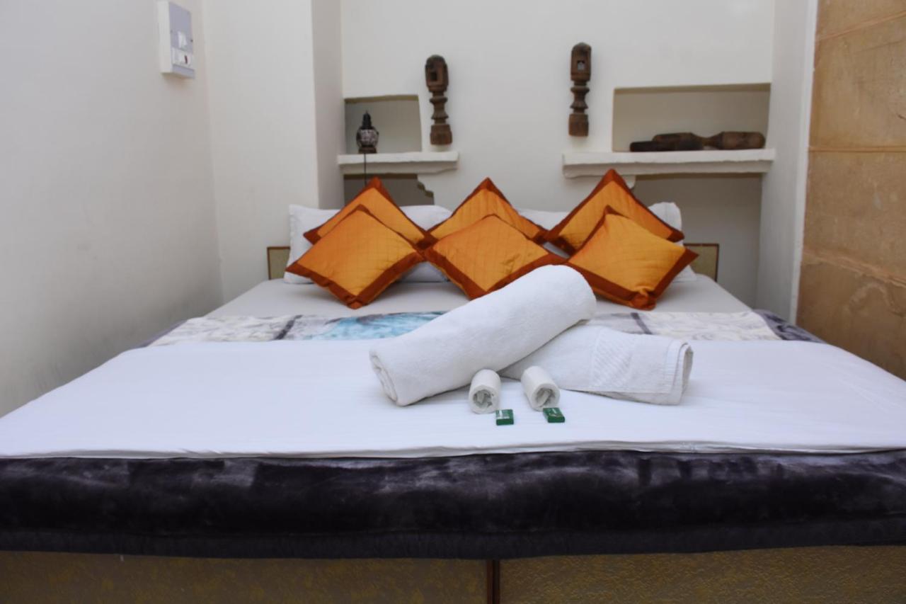 Rumi'S Home Stay Džaisalmér Exteriér fotografie